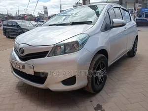 Toyota Vitz 2012 Gray