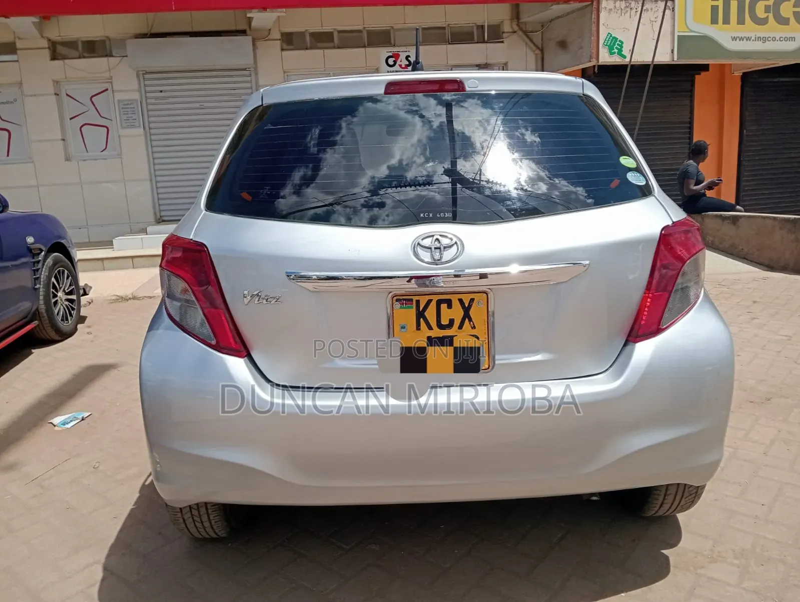 Toyota Vitz 2012 Gray