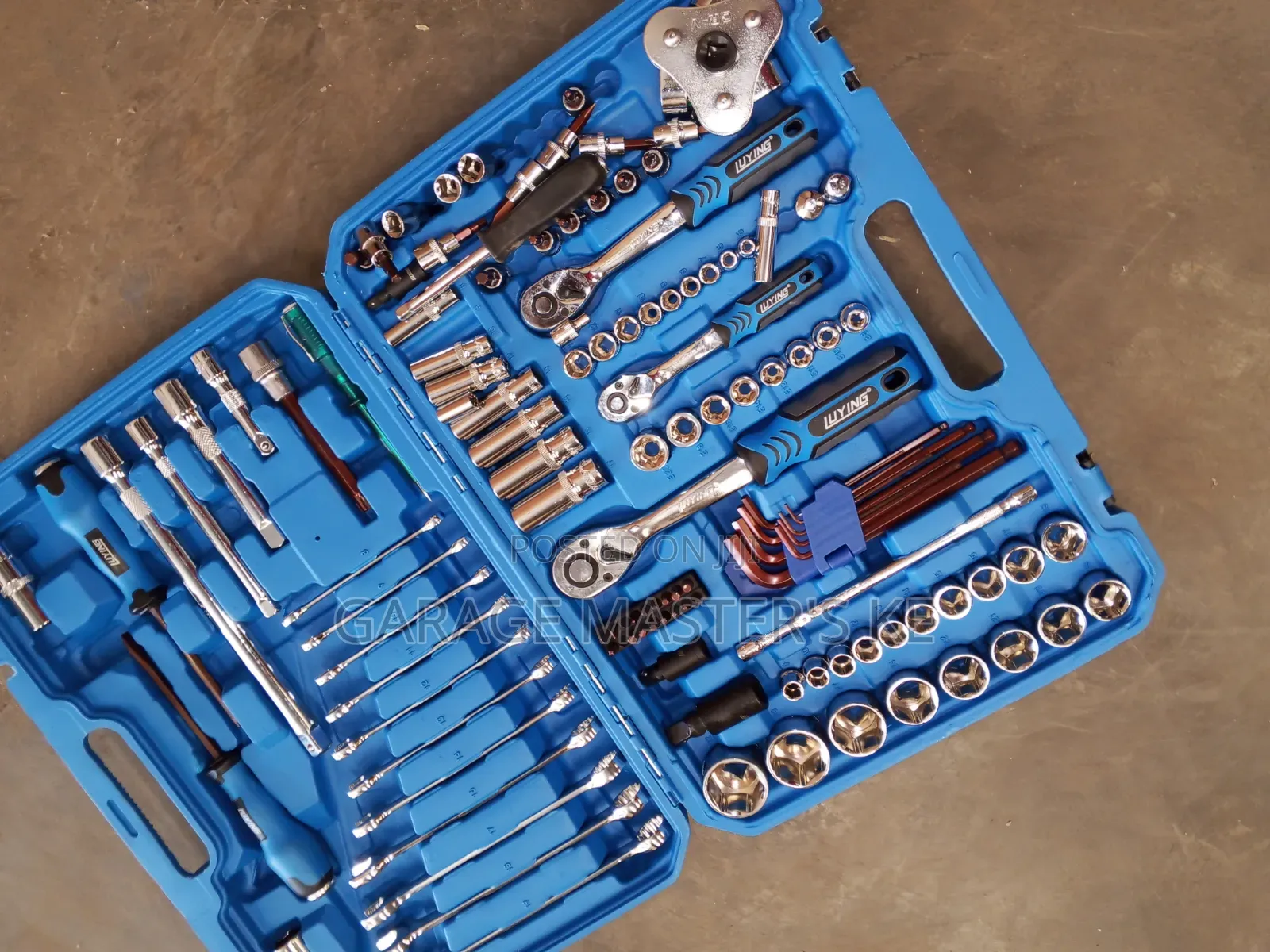 Comprehensive   121 Tools Trolley