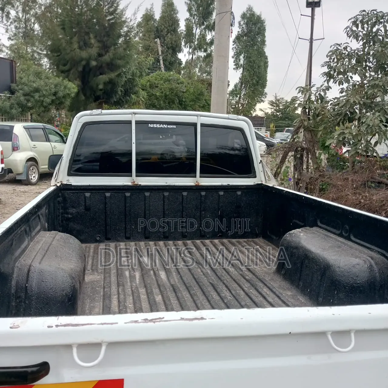 Nissan Hardbody 2015 White