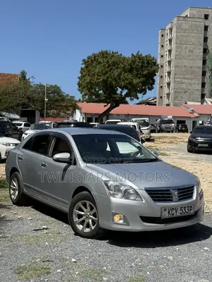 Toyota Premio 2013 Silver