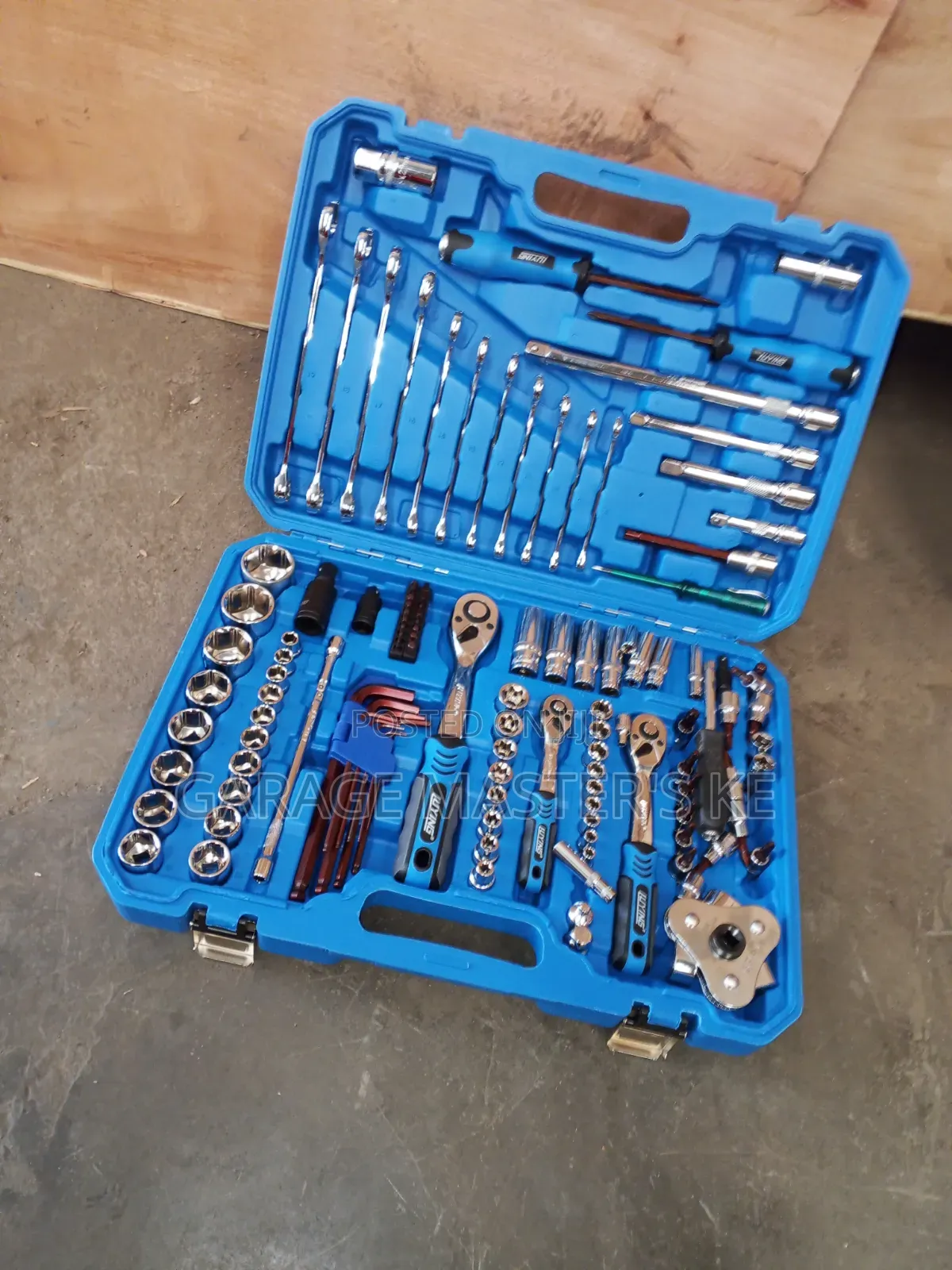 Dura121pieces Tool Box