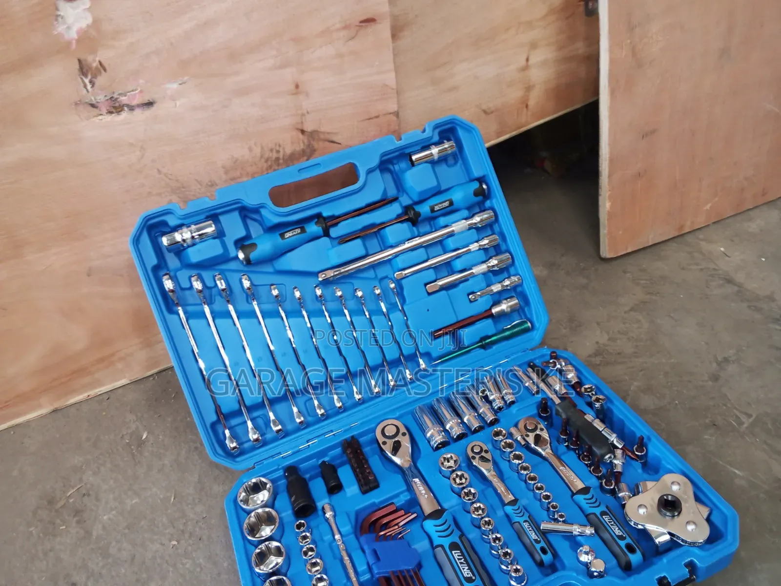 Durable 121 Pieces Tool Box Kit