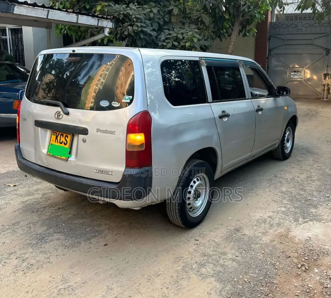 Toyota Probox 2012 Silver