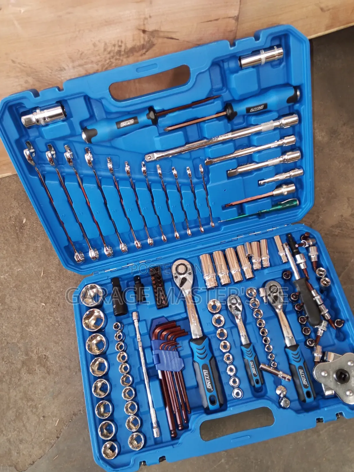 Complete 121 Pieces Tools Box