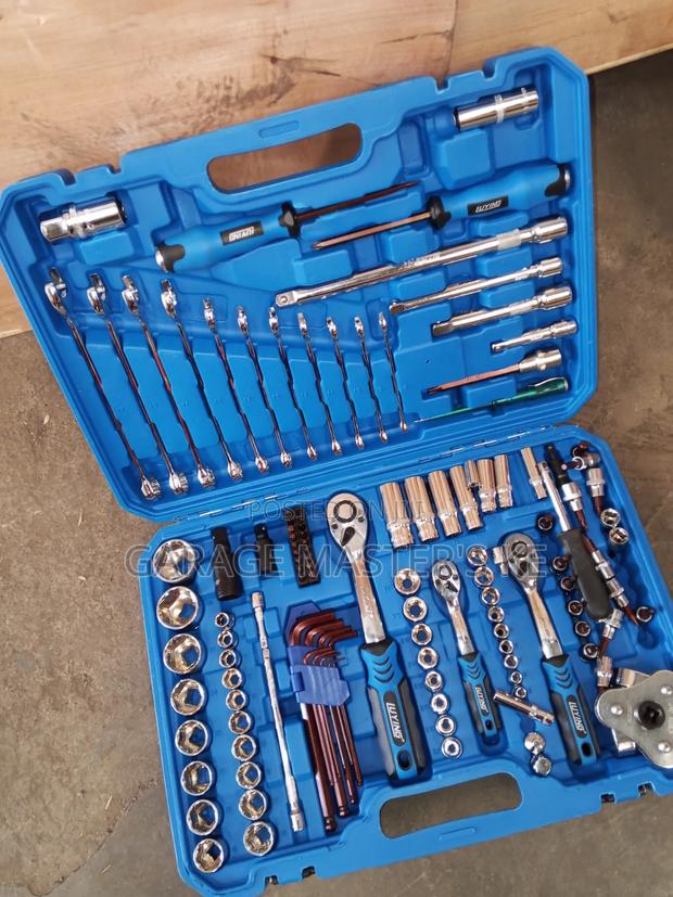 Complete 121 Pieces Tools Box