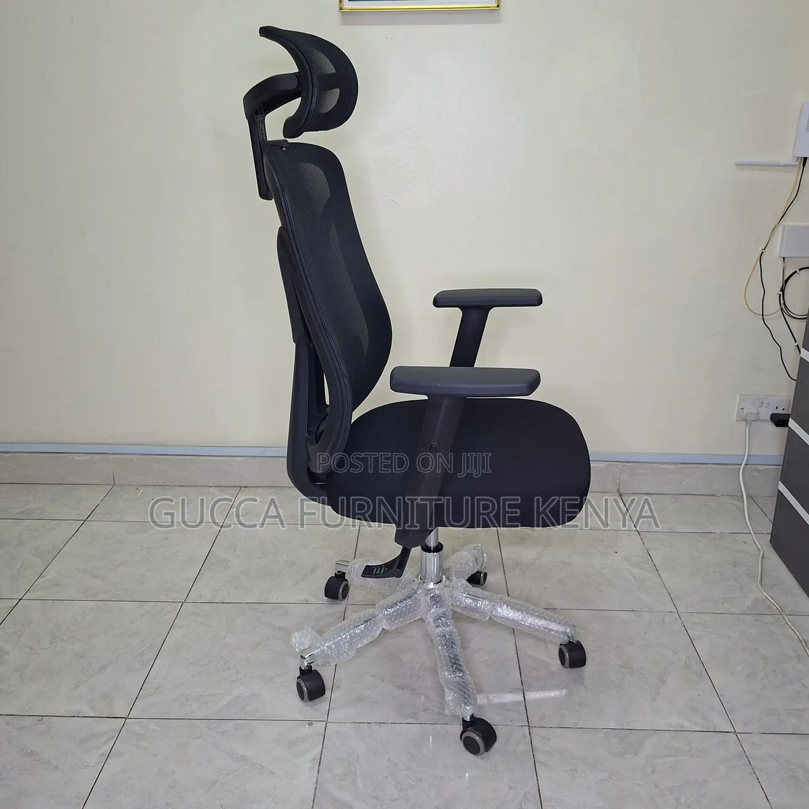 High Back Mesh Task Chair.