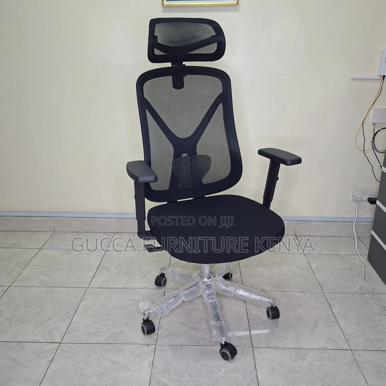 High Back Mesh Task Chair.