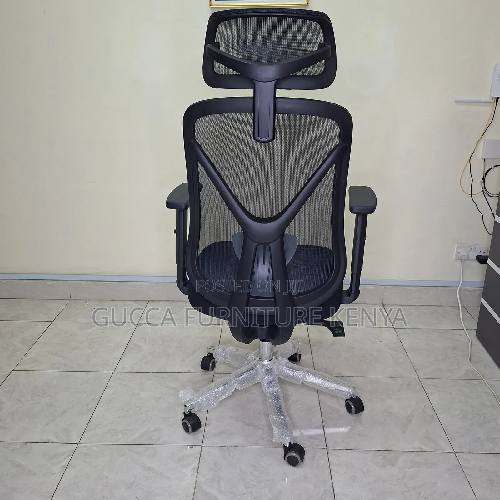 High Back Mesh Task Chair.