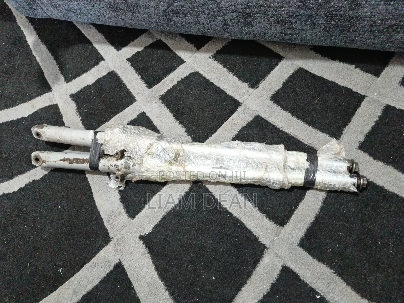 Boxer Bajaj 100cc Shocks