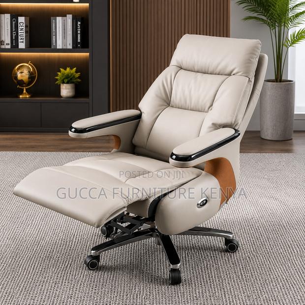 Executive Brown Leather Seat.