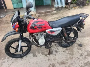 Bajaj Boxer 125 2018 Red