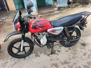 Bajaj Boxer 125 2018 Red