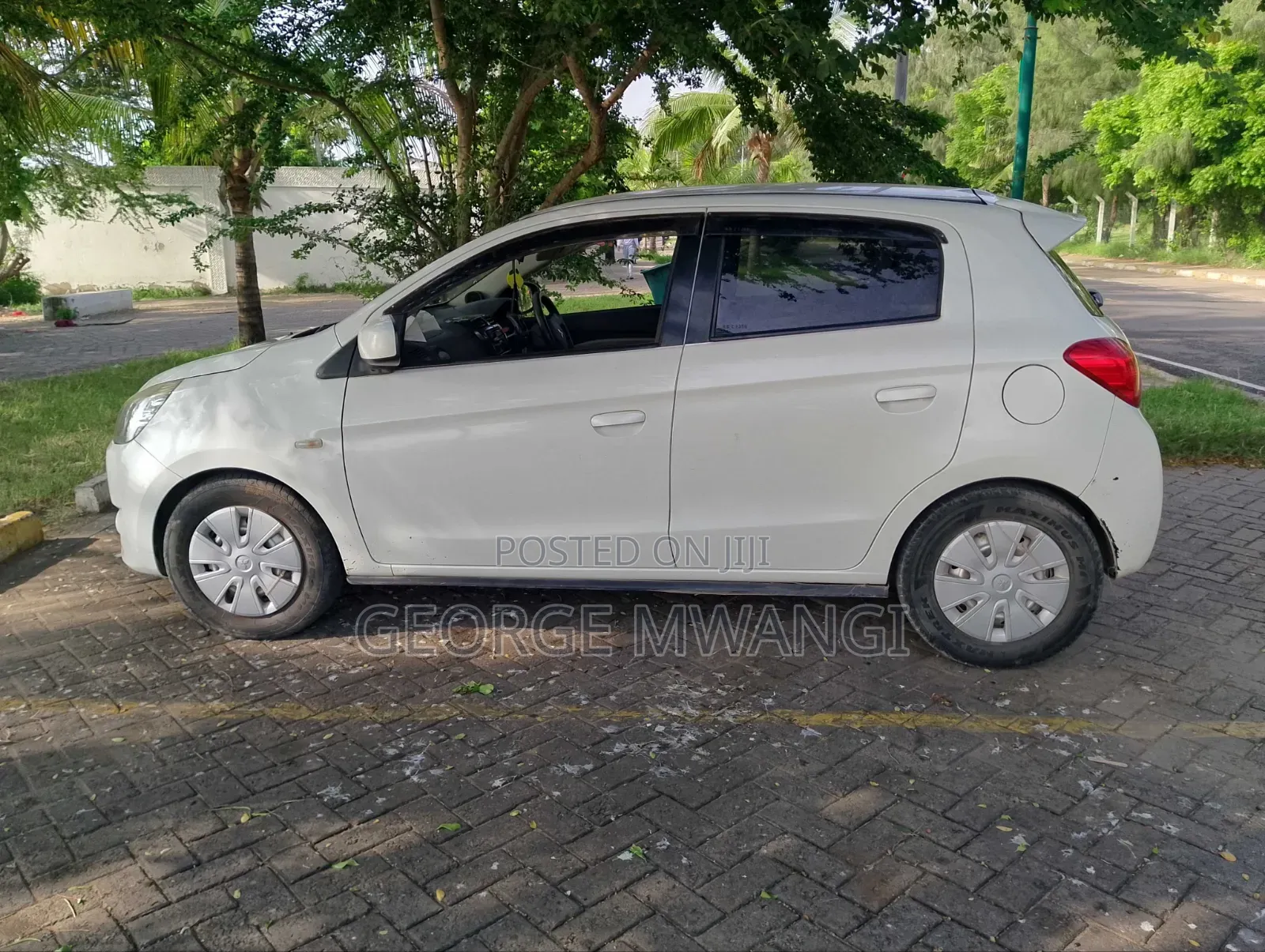 Mitsubishi Mirage 2014 Pearl