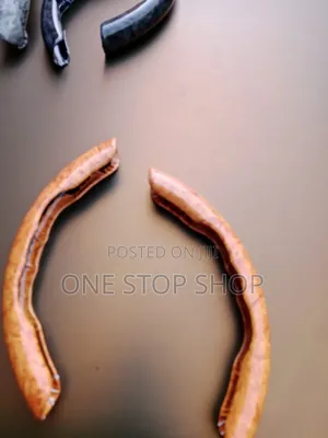 Segmented Brown Wood Grain Pattern Steering Wheel Cover