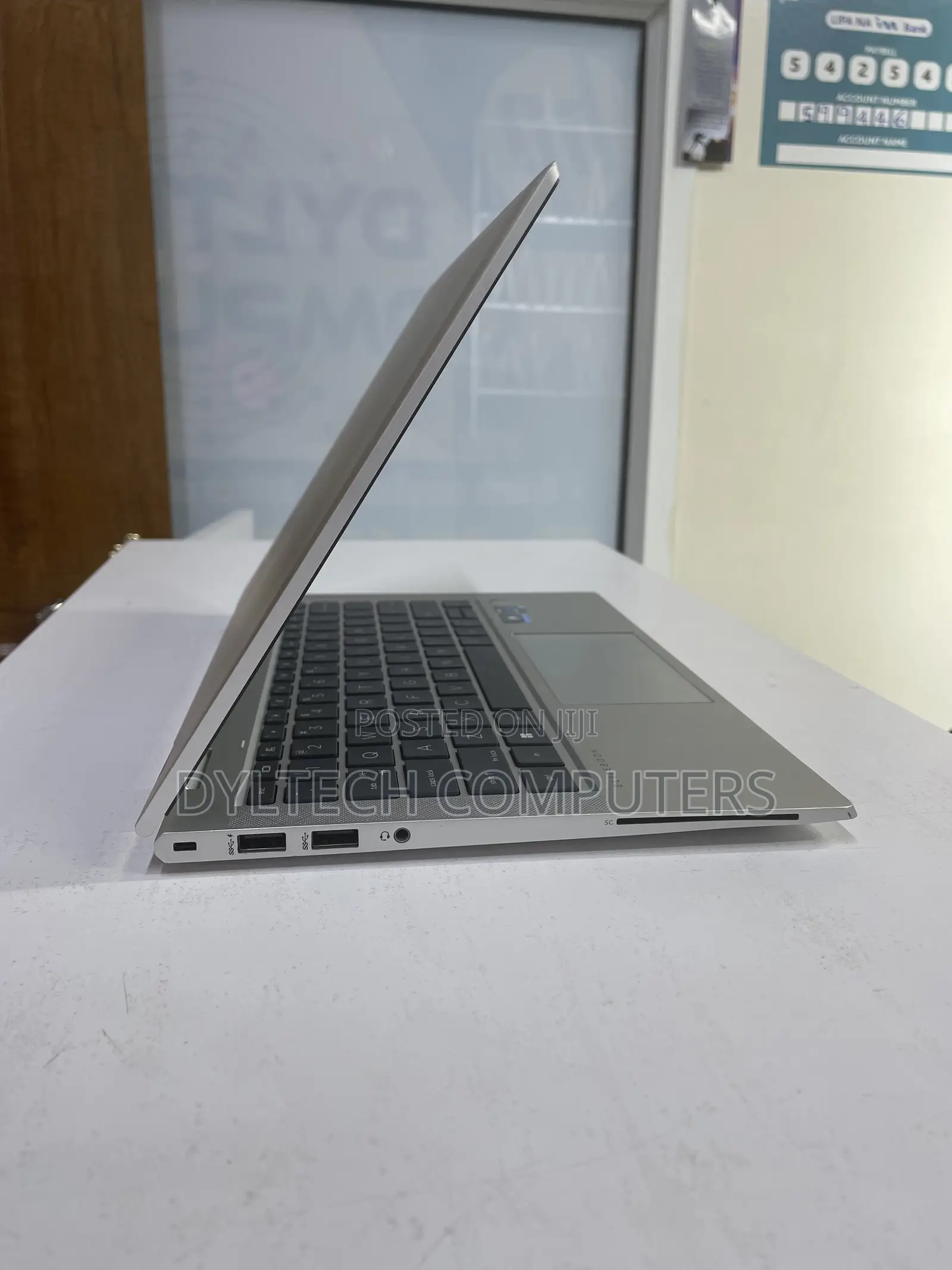 Laptop HP EliteBook 830 G8 16GB Intel Core i5 SSD 256GB