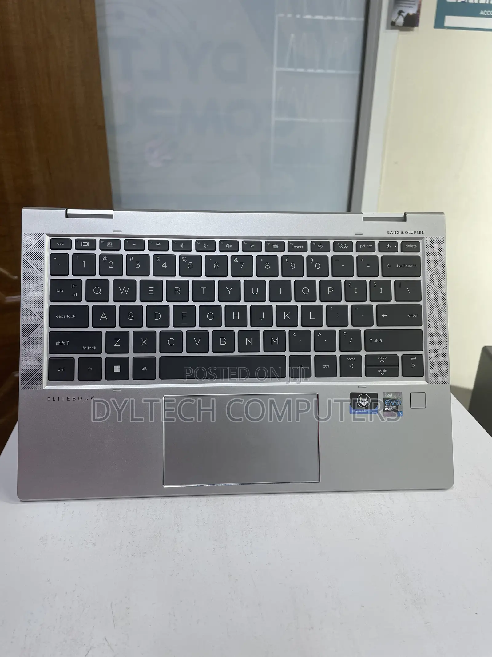 Laptop HP EliteBook 830 G8 16GB Intel Core i5 SSD 256GB