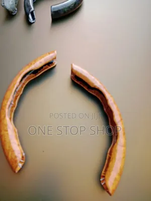 Segmented Brown Wood Grain Pattern Steering Wheel Cover