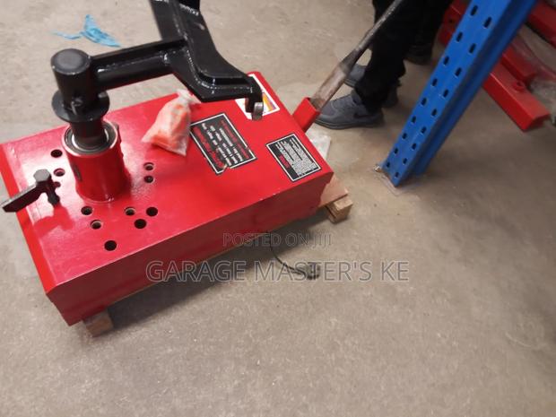 Brand New Tyre Changer - thumbnail 2
