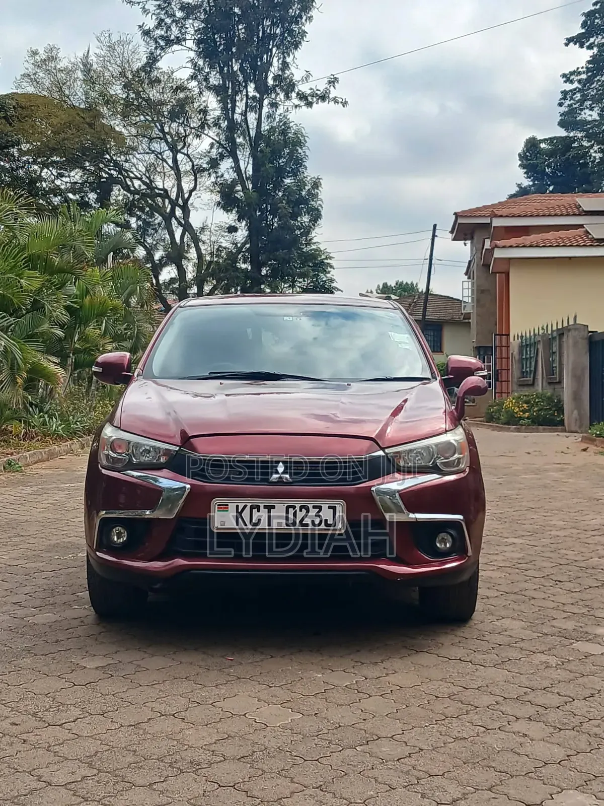 Mitsubishi RVR 2013 Red
