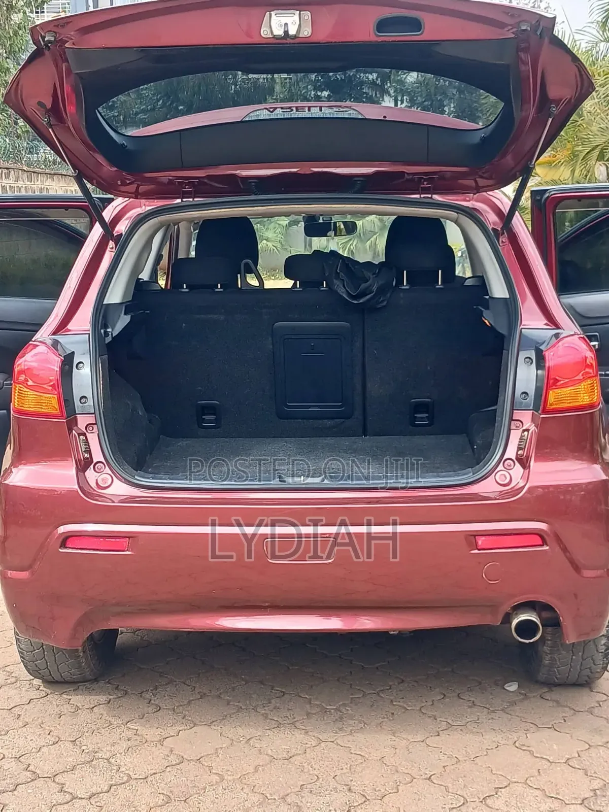 Mitsubishi RVR 2013 Red