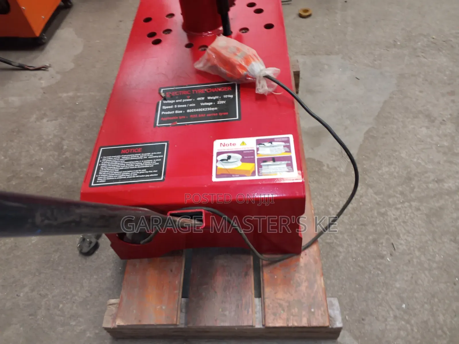 Movable Tyre Changer Machine