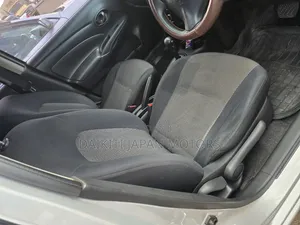 Nissan Latio 1.2 2015 Silver