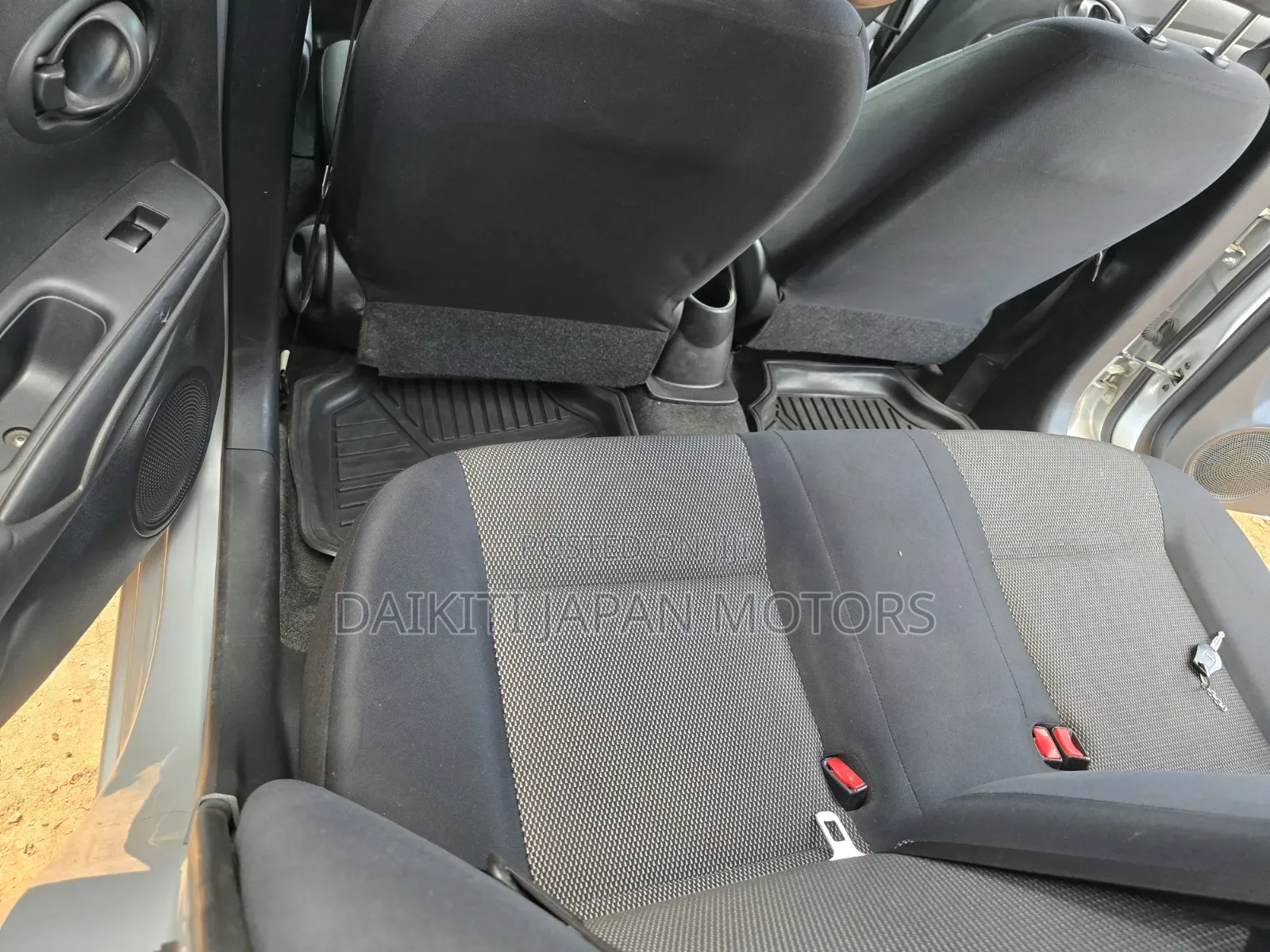 Nissan Latio 1.2 2015 Silver