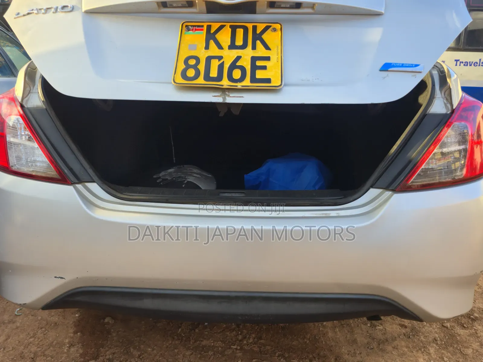 Nissan Latio 1.2 2015 Silver