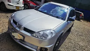 Nissan Wingroad 2004 Silver