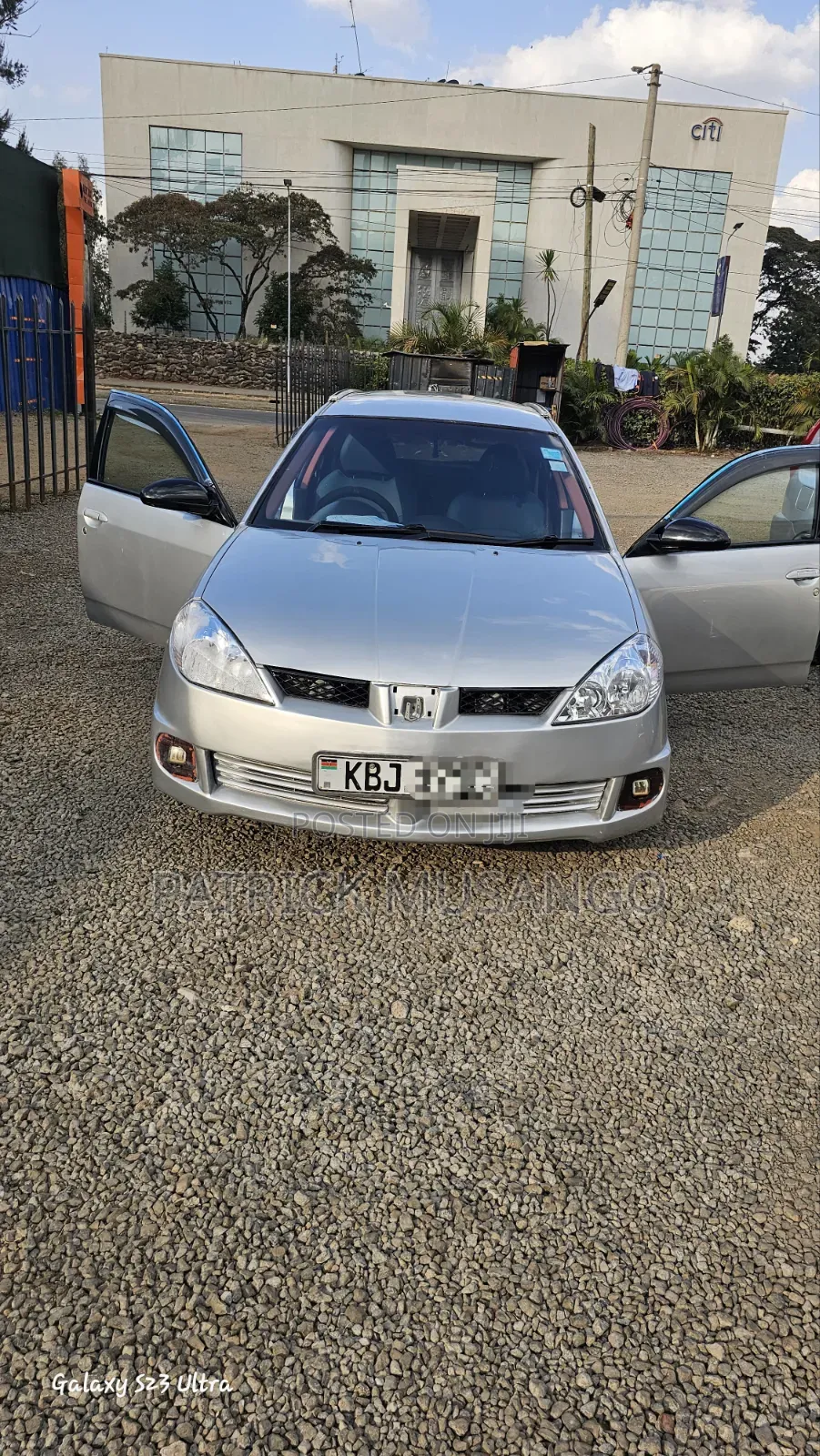 Nissan Wingroad 2004 Silver