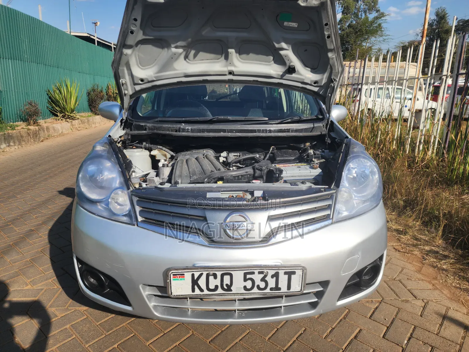 Nissan Note 2011 Silver