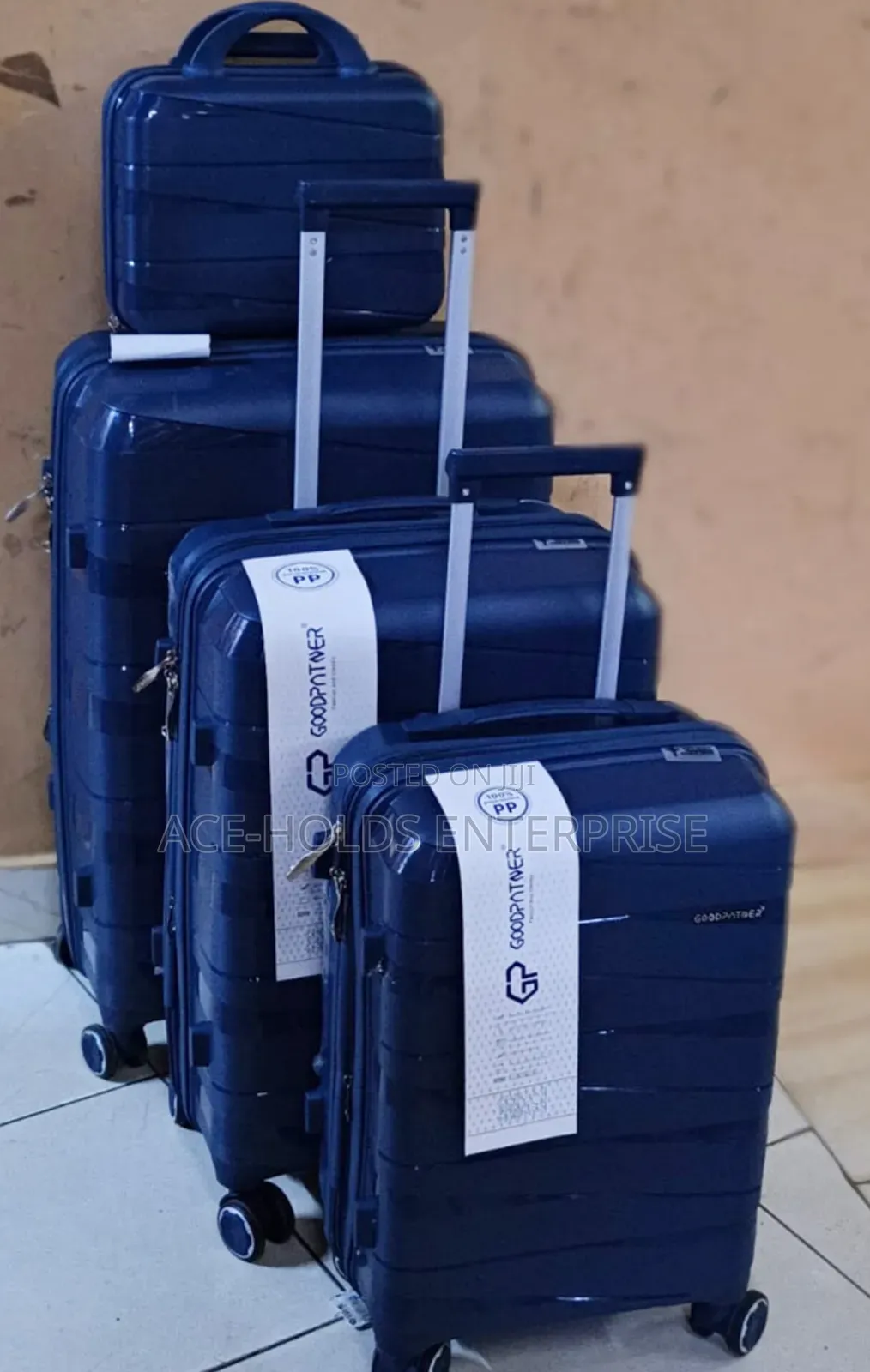 Size 4 - Goodpartner - 4 in 1 Luxurious Unbreakable Rubber Suitcase