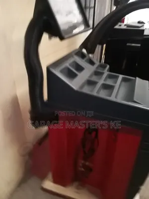 Heavy Duty Tyre Balancer Machine