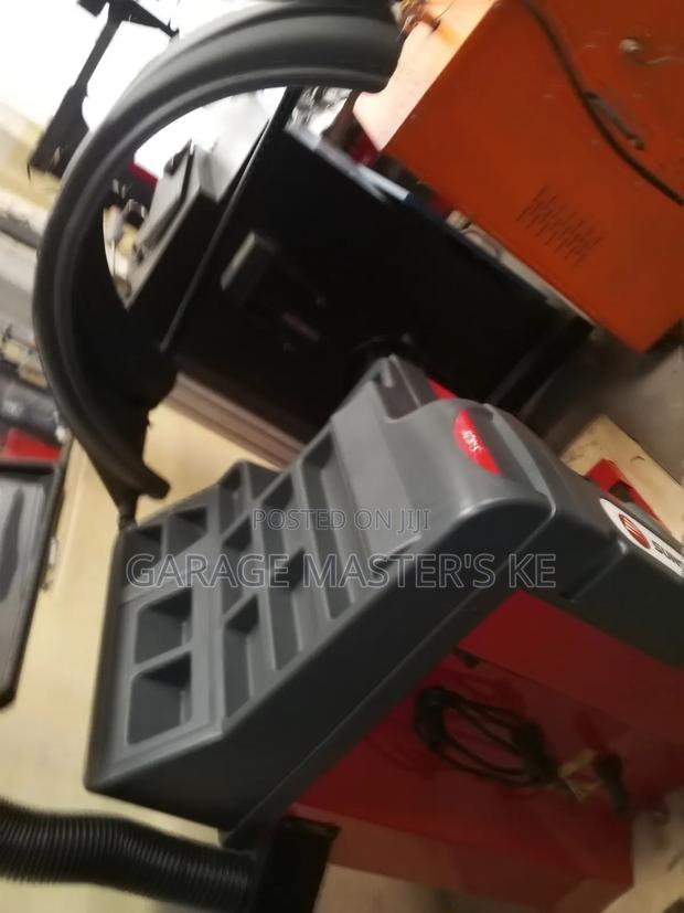 Brand New Tyre Balancer Machine - thumbnail 2