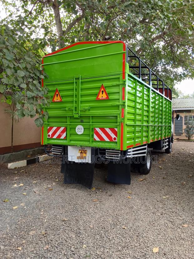 Isuzu FRR 90 - thumbnail 4