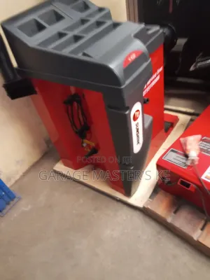 828 Sunshine Italy Brand Tyre Balancer Machine