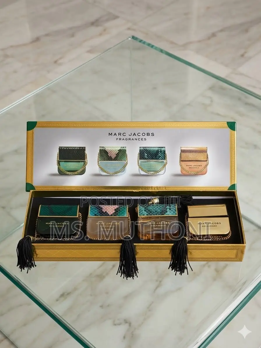 Marc Jacobs Mini Handbag Fragrance Set (4 X 25ml / 30ml)