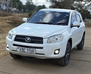 Toyota RAV4 2014 White
