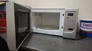 Microwave Oven