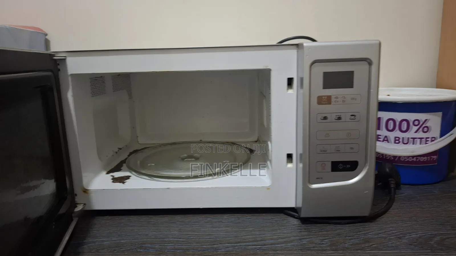 Microwave Oven