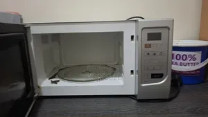 Microwave Oven