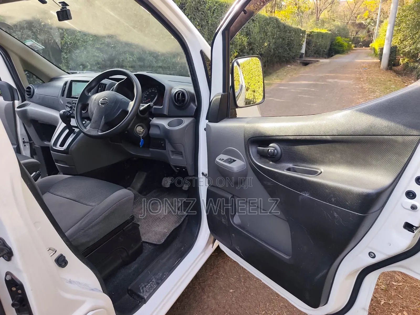 Nissan NV200 2018 White