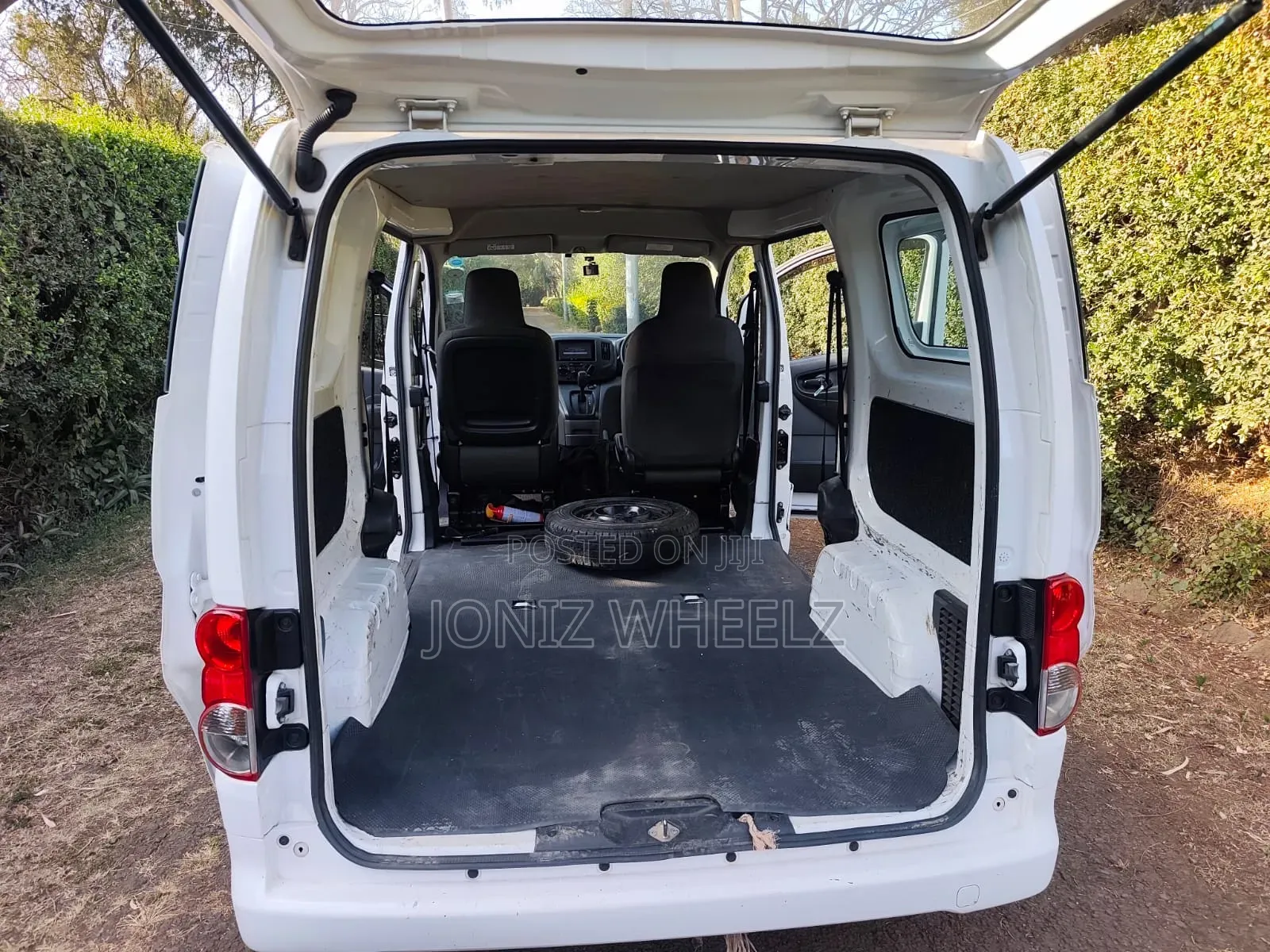 Nissan NV200 2018 White