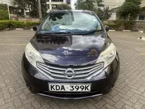 Nissan Note 2013 Purple