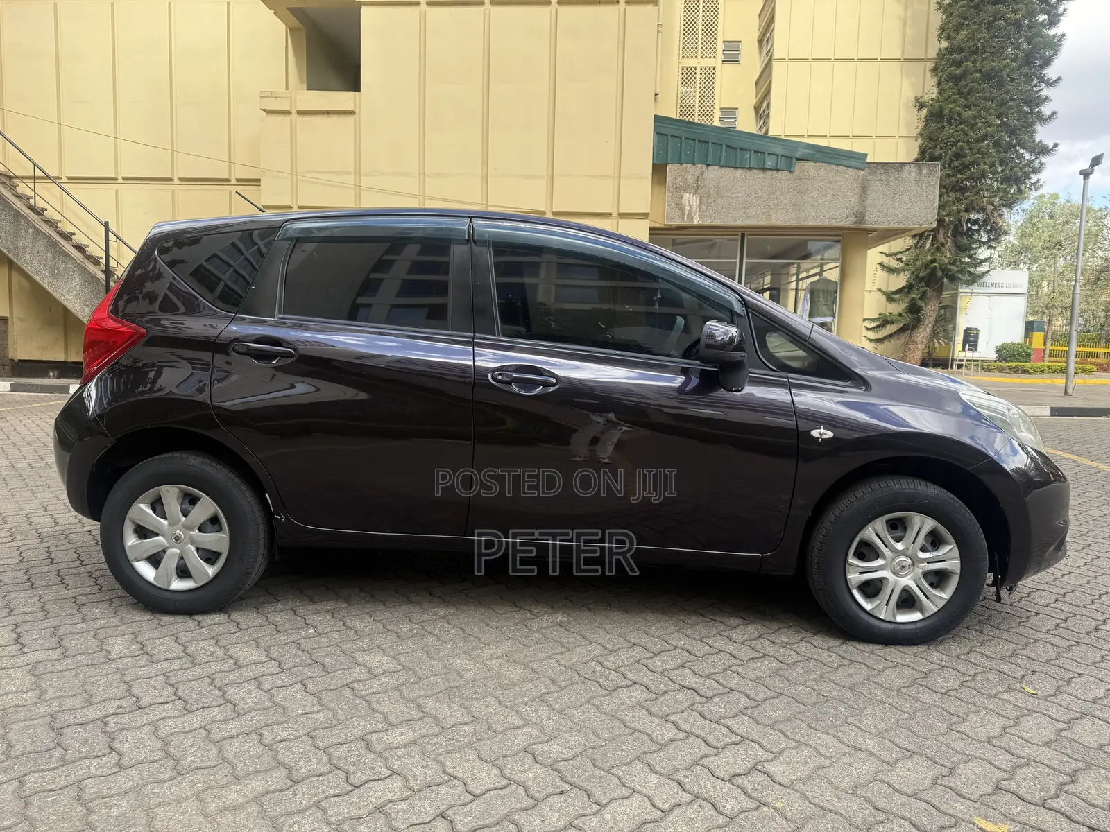 Nissan Note 2013 Purple