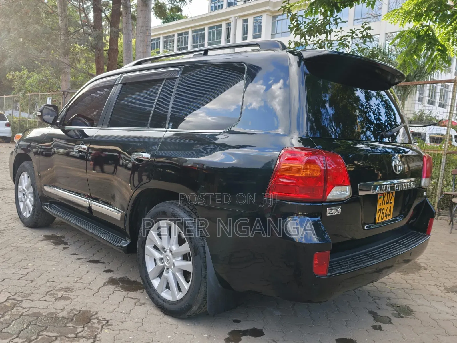Toyota Land Cruiser 4.6 V8 ZX 2012 Matt Black