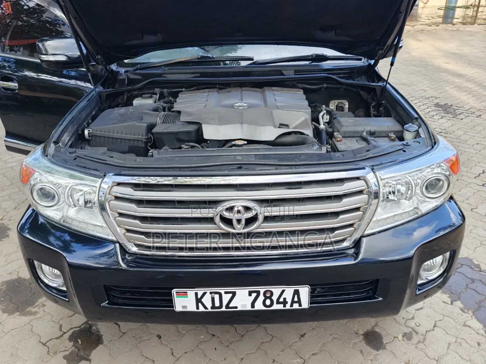 Toyota Land Cruiser 4.6 V8 ZX 2012 Matt Black