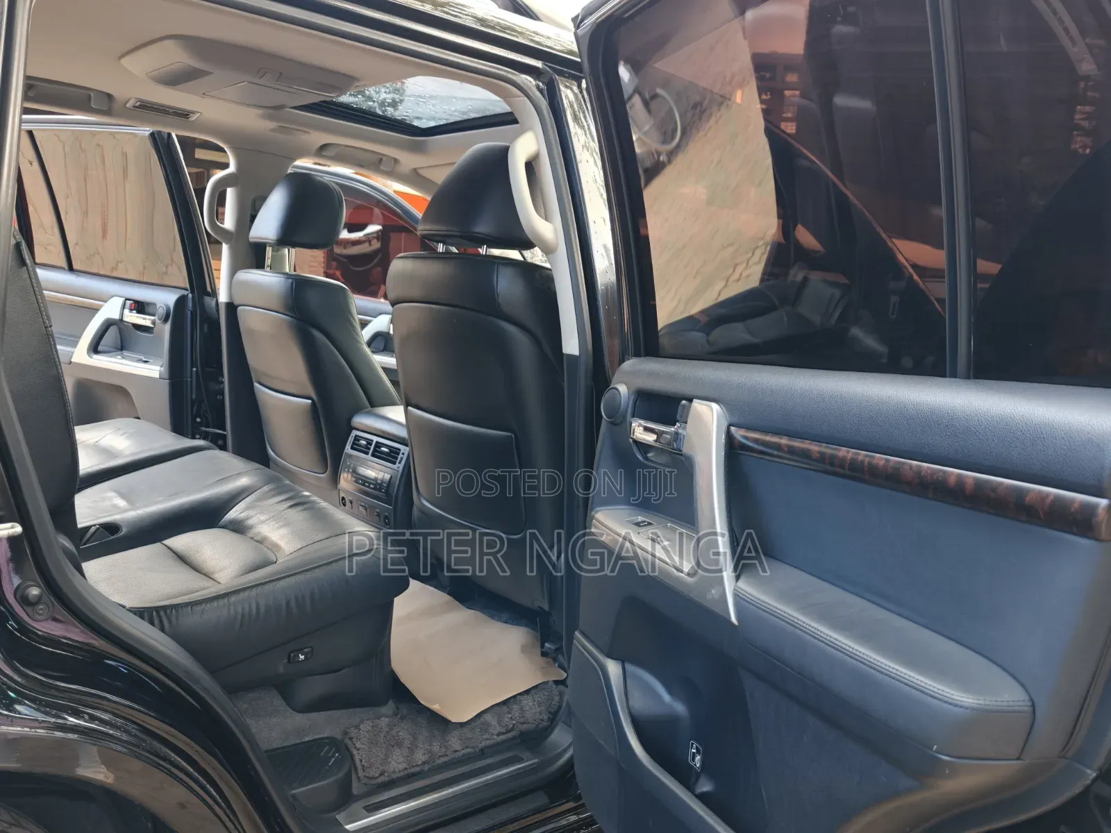 Toyota Land Cruiser 4.6 V8 ZX 2012 Matt Black
