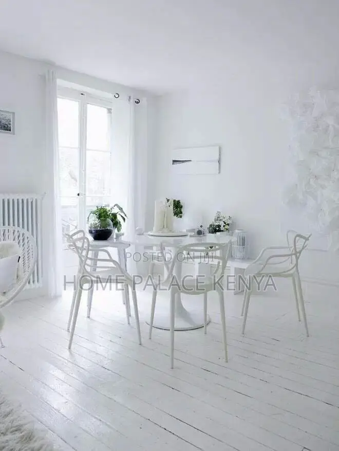 Garden Set; Luxury Round Marble Dining Table and 4 Heavy Duty Chairs